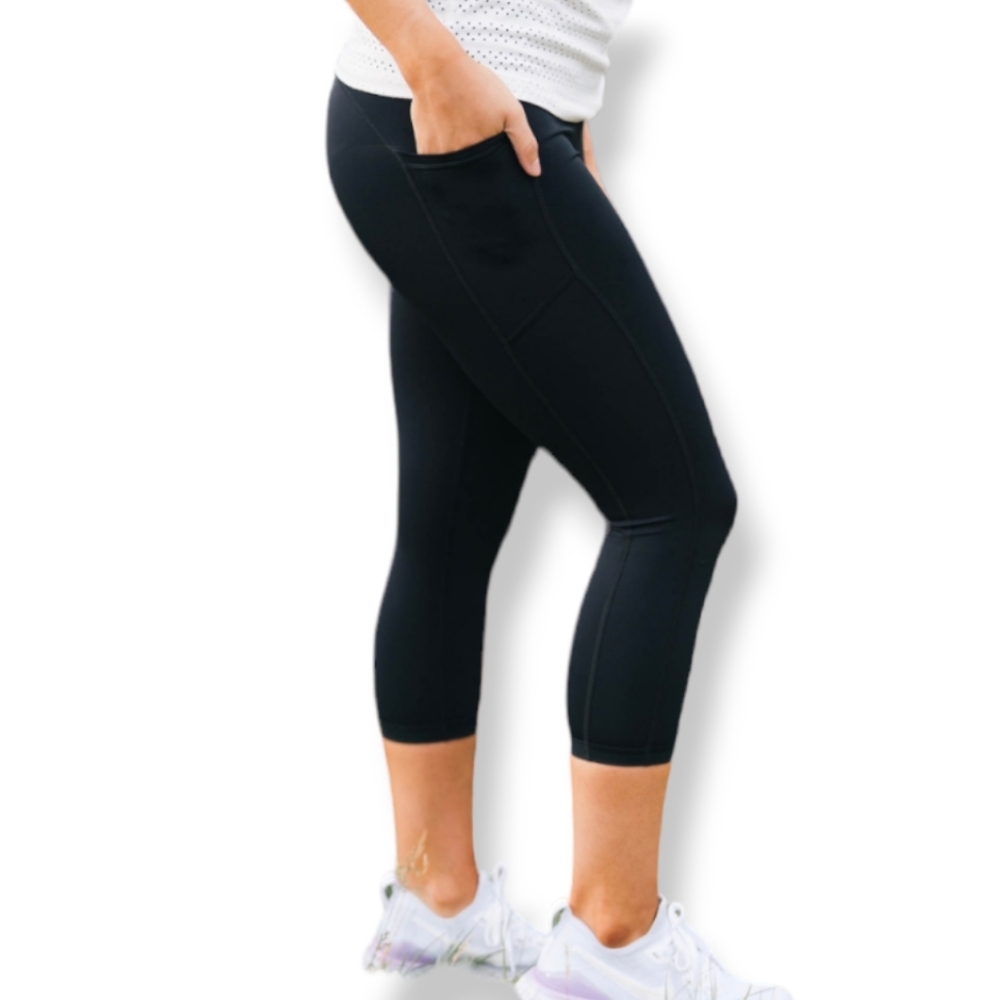 ZYIA Black Pocket Brilliant Hi-Rise Capri 20" Women's Size 14-16